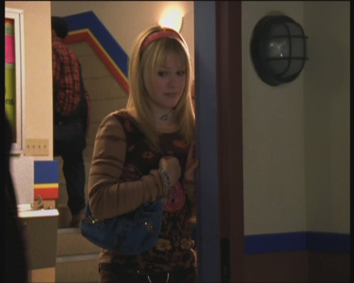 DailyDuff-dot-org_LizzieMcGuire-InMirandaLizzieDoesNotTrust1209.jpg DailyDuff-dot-org_LizzieMcGuire-InMirandaLizzieDoesNotTrust1209.jpg