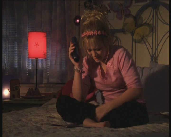 DailyDuff-dot-org_LizzieMcGuire-InMirandaLizzieDoesNotTrust1266.jpg DailyDuff-dot-org_LizzieMcGuire-InMirandaLizzieDoesNotTrust1266.jpg