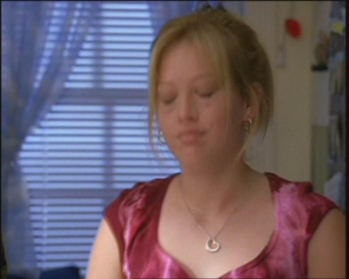 DailyDuff-dot-nl_2x11OverTheHill2076.jpg