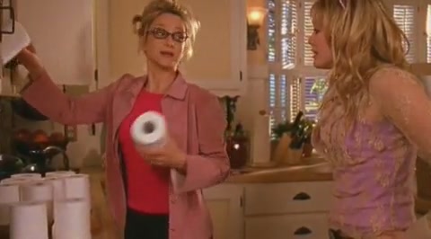 DailyDuff-dot-org_LizzieMcGuire-2x12BestDressedforMuchLess1087.jpg
