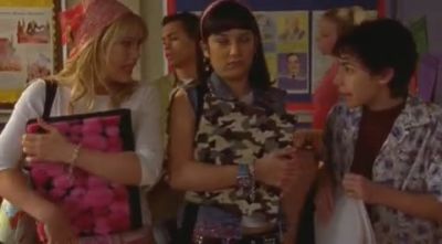 DailyDuff-dot-org_LizzieMcGuire-2x12BestDressedforMuchLess0003.jpg