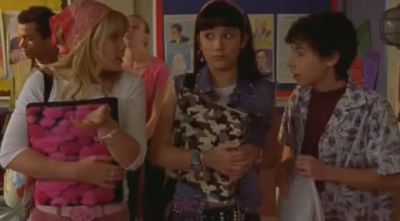 DailyDuff-dot-org_LizzieMcGuire-2x12BestDressedforMuchLess0004.jpg