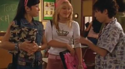 DailyDuff-dot-org_LizzieMcGuire-2x12BestDressedforMuchLess0074.jpg