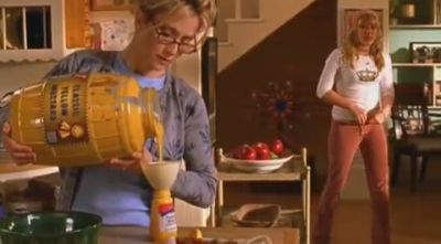 DailyDuff-dot-org_LizzieMcGuire-2x12BestDressedforMuchLess0236.jpg