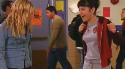 DailyDuff-dot-org_LizzieMcGuire-2x12BestDressedforMuchLess1176.jpg