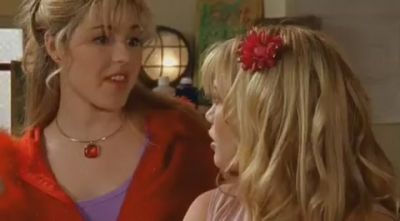 DailyDuff-dot-org_LizzieMcGuire-2x13YoureaGoodManLizzieMcGuire0057.jpg