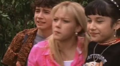 DailyDuff-dot-org_LizzieMcGuire-2x13YoureaGoodManLizzieMcGuire0557.jpg