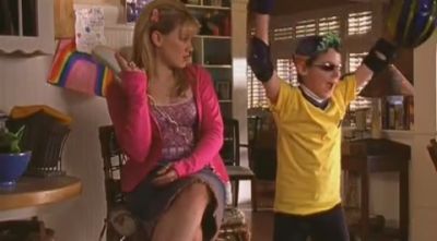 DailyDuff-dot-org_LizzieMcGuire-2x13YoureaGoodManLizzieMcGuire0722.jpg