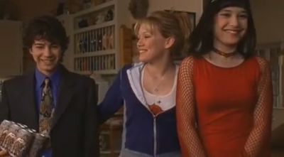 DailyDuff-dot-org_LizzieMcGuire-2x13YoureaGoodManLizzieMcGuire1224.jpg