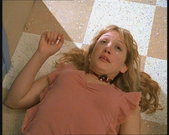 DailyDuff-dot-org_LizzieMcGuire-JustLikeLizzie0170.jpg