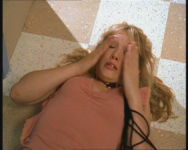 DailyDuff-dot-org_LizzieMcGuire-JustLikeLizzie0178.jpg