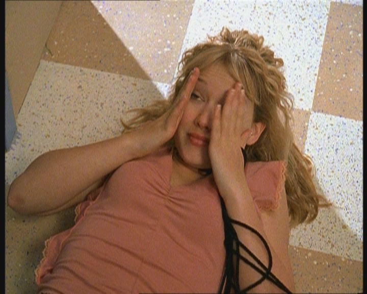 DailyDuff-dot-org_LizzieMcGuire-JustLikeLizzie0179.jpg