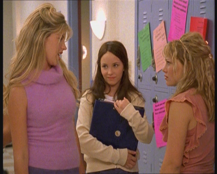 DailyDuff-dot-org_LizzieMcGuire-JustLikeLizzie0201.jpg