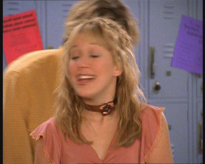 DailyDuff-dot-org_LizzieMcGuire-JustLikeLizzie0231.jpg