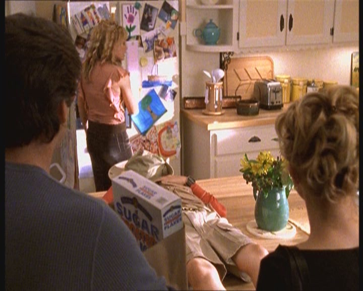 DailyDuff-dot-org_LizzieMcGuire-JustLikeLizzie0338.jpg
