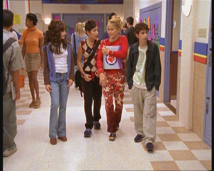 DailyDuff-dot-org_LizzieMcGuire-JustLikeLizzie0419.jpg