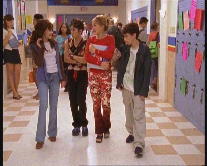 DailyDuff-dot-org_LizzieMcGuire-JustLikeLizzie0422.jpg