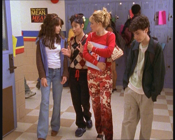 DailyDuff-dot-org_LizzieMcGuire-JustLikeLizzie0437.jpg