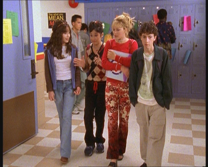 DailyDuff-dot-org_LizzieMcGuire-JustLikeLizzie0438.jpg