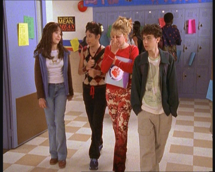 DailyDuff-dot-org_LizzieMcGuire-JustLikeLizzie0439.jpg