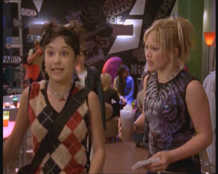 DailyDuff-dot-org_LizzieMcGuire-JustLikeLizzie0634.jpg