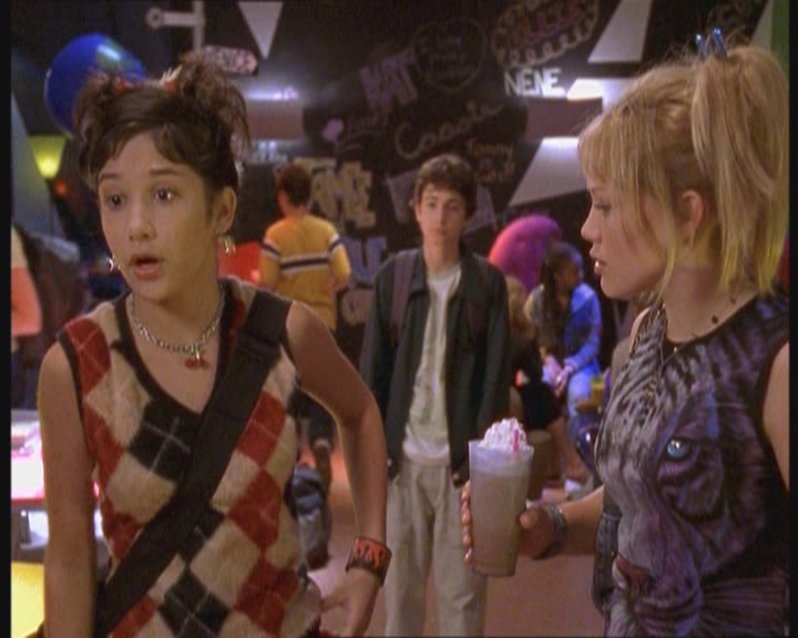DailyDuff-dot-org_LizzieMcGuire-JustLikeLizzie0640.jpg