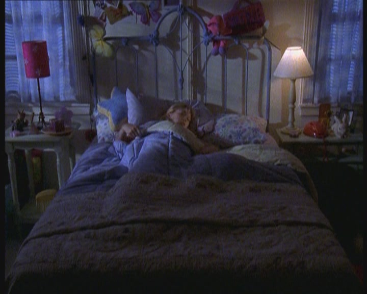 DailyDuff-dot-org_LizzieMcGuire-JustLikeLizzie0682.jpg DailyDuff-dot-org_LizzieMcGuire-JustLikeLizzie0682.jpg