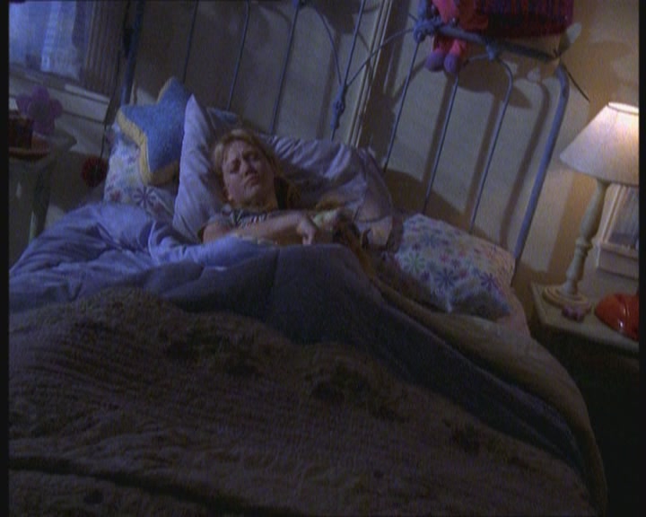 DailyDuff-dot-org_LizzieMcGuire-JustLikeLizzie0684.jpg