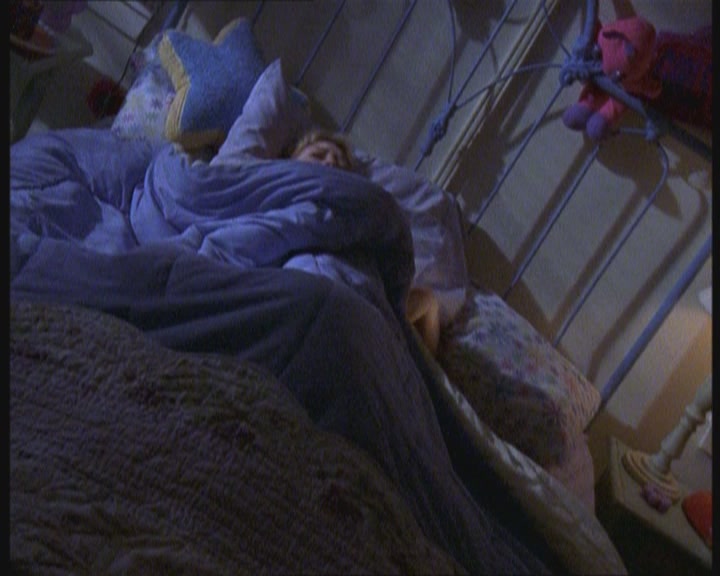 DailyDuff-dot-org_LizzieMcGuire-JustLikeLizzie0685.jpg