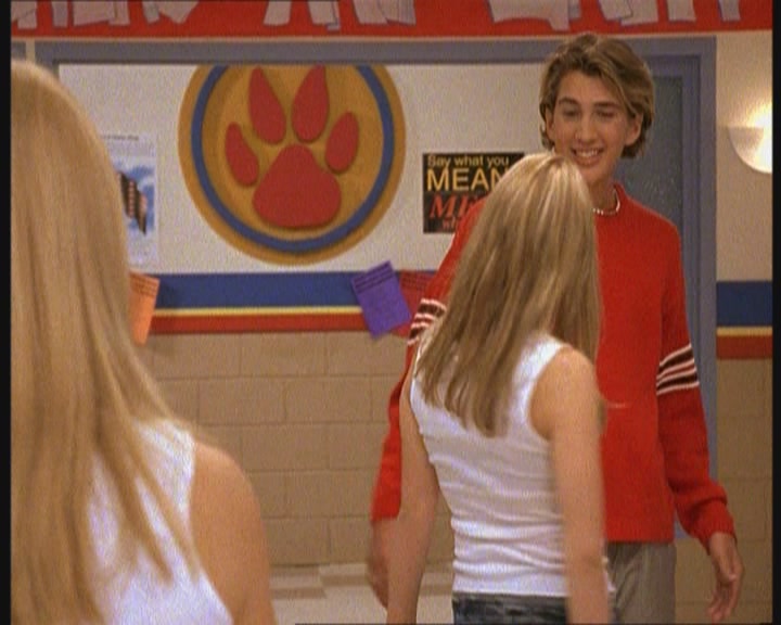 DailyDuff-dot-org_LizzieMcGuire-JustLikeLizzie0713.jpg