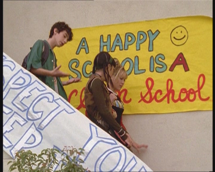 DailyDuff-dot-org_LizzieMcGuire-JustLikeLizzie0789.jpg