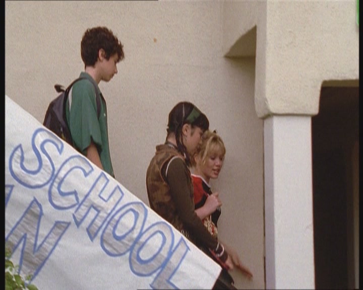 DailyDuff-dot-org_LizzieMcGuire-JustLikeLizzie0794.jpg
