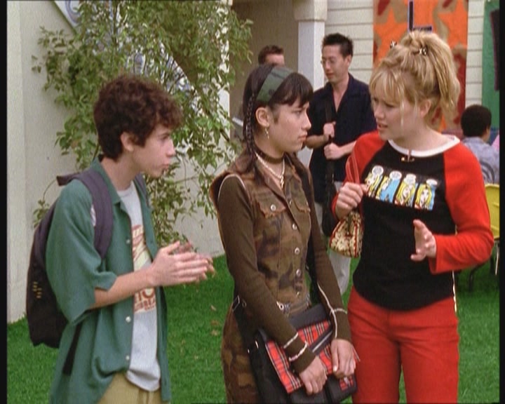 DailyDuff-dot-org_LizzieMcGuire-JustLikeLizzie0809.jpg