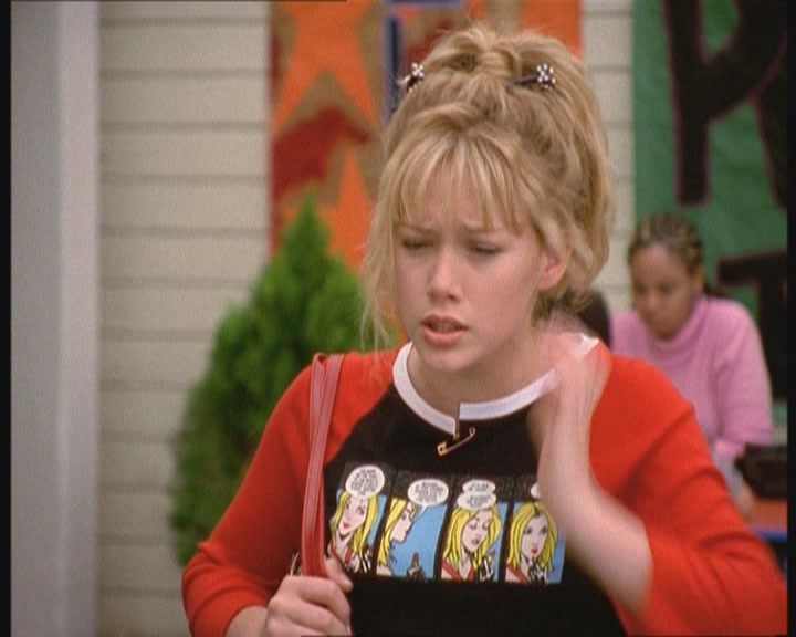 DailyDuff-dot-org_LizzieMcGuire-JustLikeLizzie0832.jpg