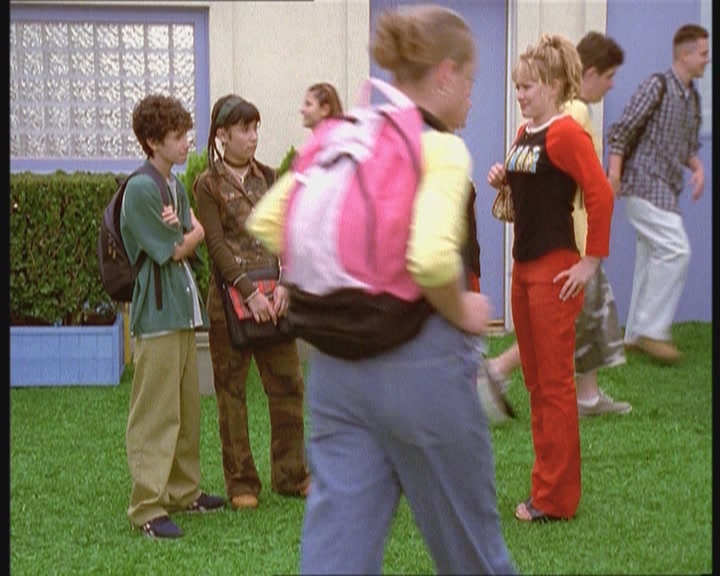 DailyDuff-dot-org_LizzieMcGuire-JustLikeLizzie0838.jpg