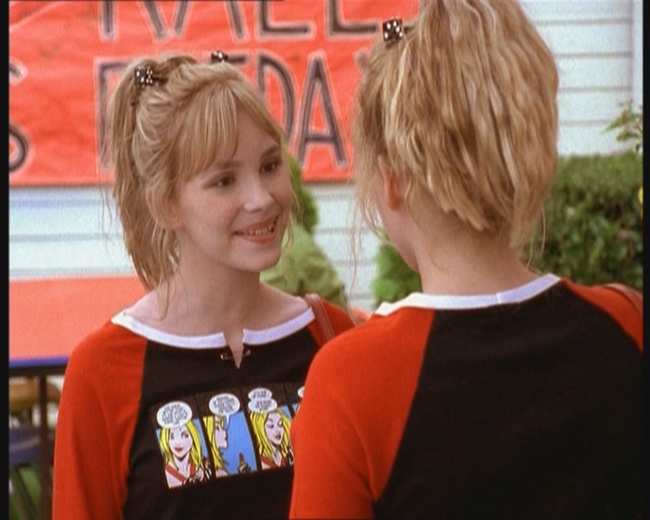 DailyDuff-dot-org_LizzieMcGuire-JustLikeLizzie0885.jpg