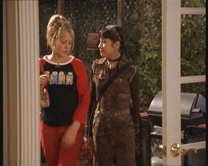 DailyDuff-dot-org_LizzieMcGuire-JustLikeLizzie0918.jpg