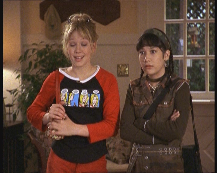 DailyDuff-dot-org_LizzieMcGuire-JustLikeLizzie1019.jpg