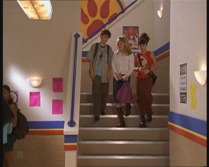 DailyDuff-dot-org_LizzieMcGuire-JustLikeLizzie1106.jpg