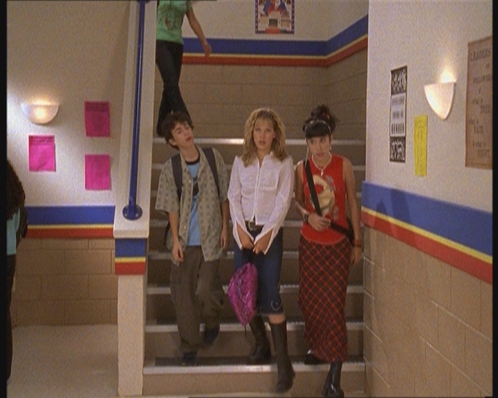 DailyDuff-dot-org_LizzieMcGuire-JustLikeLizzie1109.jpg