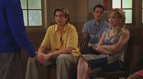 DailyDuff-dot-org_LizzieMcGuire-2x15LizzieIntheMiddle0005.jpg DailyDuff-dot-org_LizzieMcGuire-2x15LizzieIntheMiddle0005.jpg