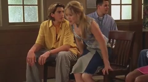 DailyDuff-dot-org_LizzieMcGuire-2x15LizzieIntheMiddle0042.jpg DailyDuff-dot-org_LizzieMcGuire-2x15LizzieIntheMiddle0042.jpg