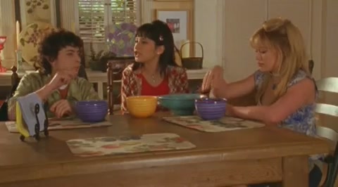 DailyDuff-dot-org_LizzieMcGuire-2x15LizzieIntheMiddle0331.jpg