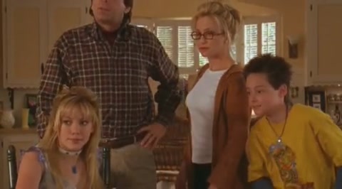 DailyDuff-dot-org_LizzieMcGuire-2x15LizzieIntheMiddle0342.jpg