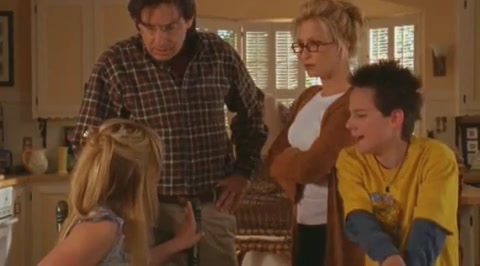 DailyDuff-dot-org_LizzieMcGuire-2x15LizzieIntheMiddle0371.jpg