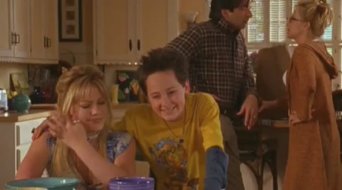 DailyDuff-dot-org_LizzieMcGuire-2x15LizzieIntheMiddle0399.jpg