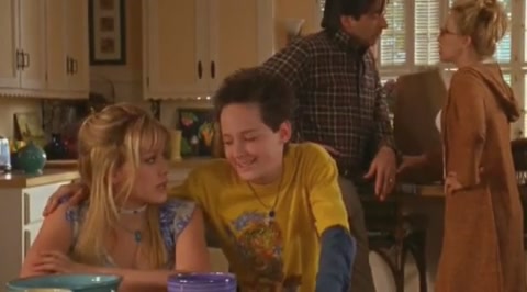 DailyDuff-dot-org_LizzieMcGuire-2x15LizzieIntheMiddle0401.jpg DailyDuff-dot-org_LizzieMcGuire-2x15LizzieIntheMiddle0401.jpg