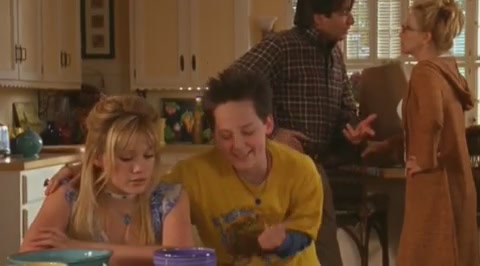 DailyDuff-dot-org_LizzieMcGuire-2x15LizzieIntheMiddle0402.jpg