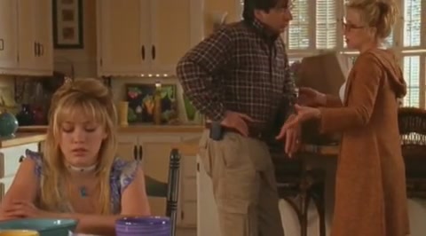 DailyDuff-dot-org_LizzieMcGuire-2x15LizzieIntheMiddle0414.jpg