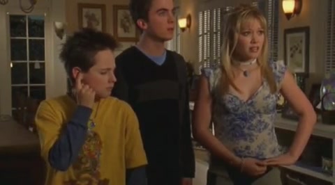 DailyDuff-dot-org_LizzieMcGuire-2x15LizzieIntheMiddle0487.jpg